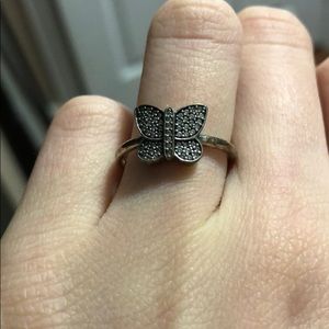 Pandora ring